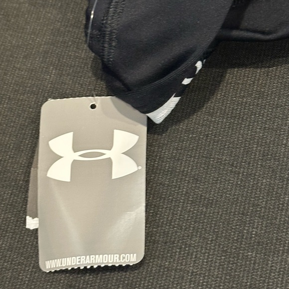 Brand new kids under armour shorts youth large - Picture 5 of 5